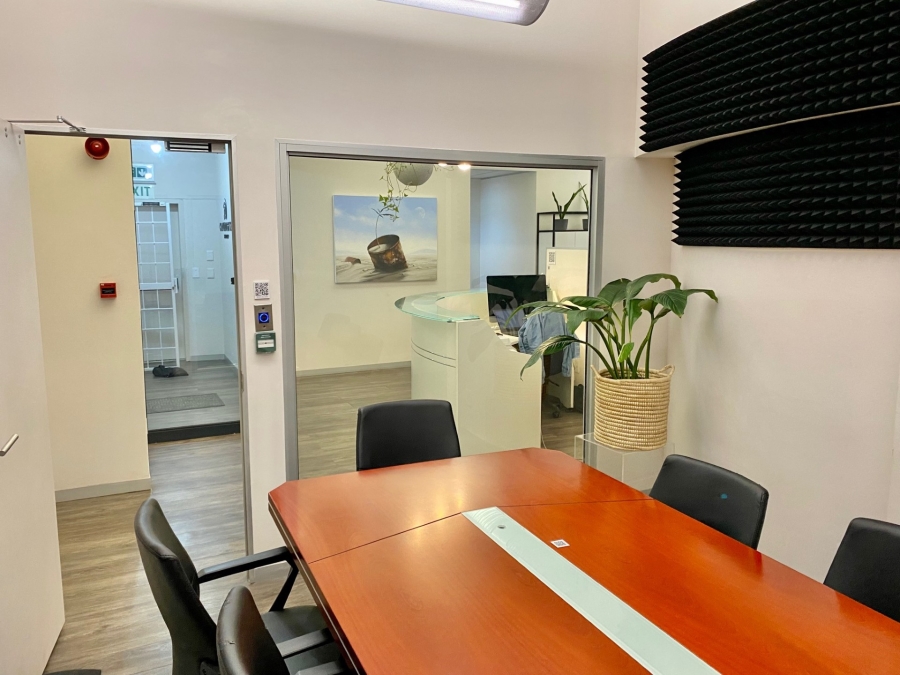 To Let commercial Property for Rent in De Waterkant Western Cape